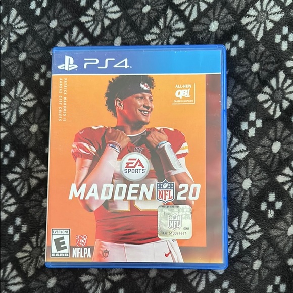 PS4 Madden 20 - Picture 1 of 4